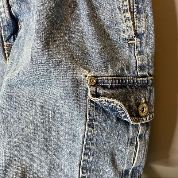 Bill Blass Denim Women's High Waisted Cargo Shorts size 10 vintage - Picture 3 of 10